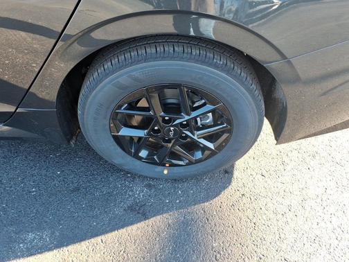 Gray 2026 Kia K5 LXS