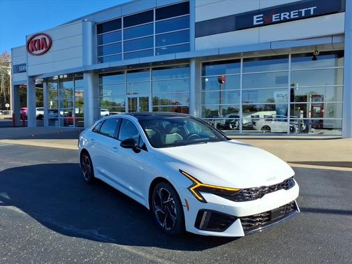 2025 Kia K5 GT-Line