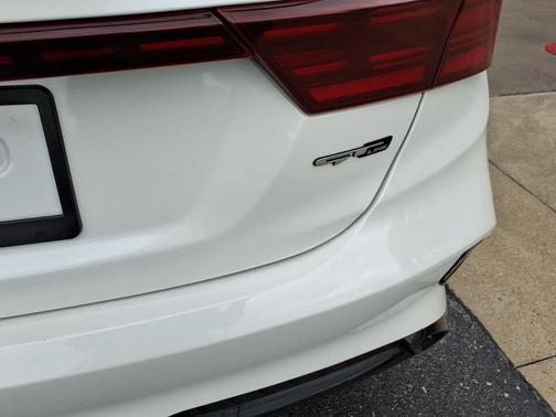 Snow White Pearl 2023 Kia Forte GT-Line