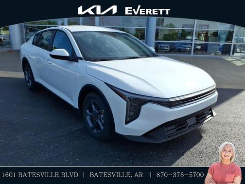 Snow White Pearl 2026 Kia K4 LXS Sedan