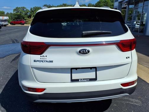 2018 Kia Sportage EX