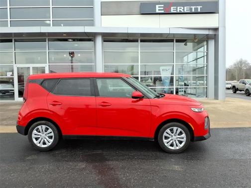 2022 Kia Soul LX