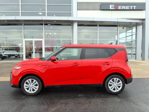 2022 Kia Soul LX