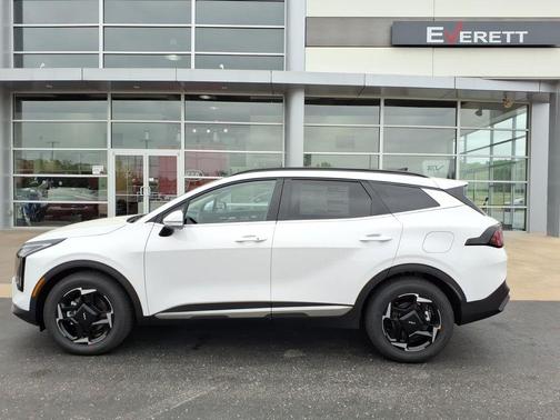 Glacial White Pearl 2026 Kia Sportage EX