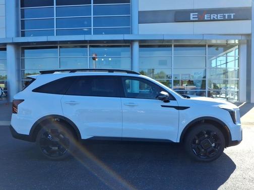 White Pearl 2026 Kia Sorento SX Prestige