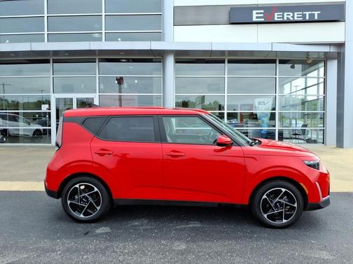 Inferno Red 2025 Kia Soul EX