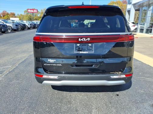 2022 Kia Carnival LXS