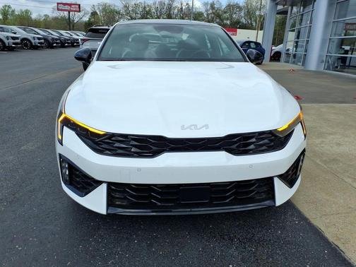 Snow White Pearl 2026 Kia K5 GT-Line