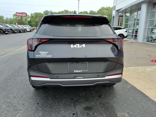Metal 2026 Kia Sportage EX