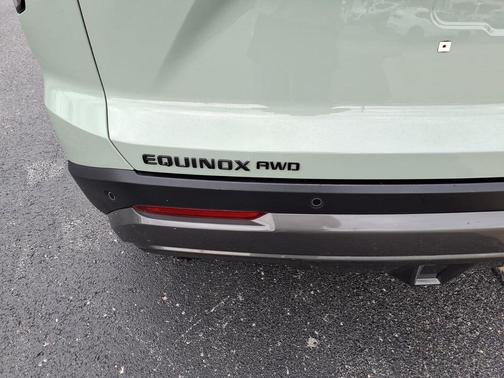 Green 2025 Chevrolet Equinox ACTIV