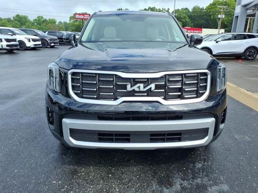 Ebony Black 2025 Kia Telluride S