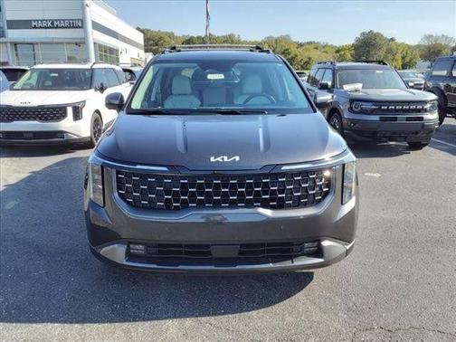 2025 Kia Carnival SX