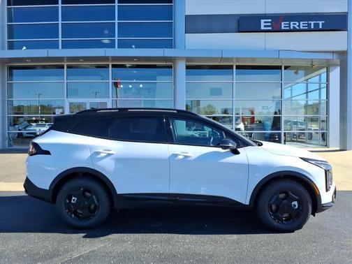 Glacier White Pearl 2026 Kia Sportage X-Pro Prestige