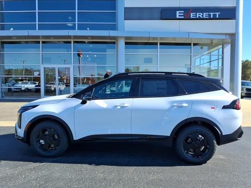 Glacier White Pearl 2026 Kia Sportage X-Pro Prestige