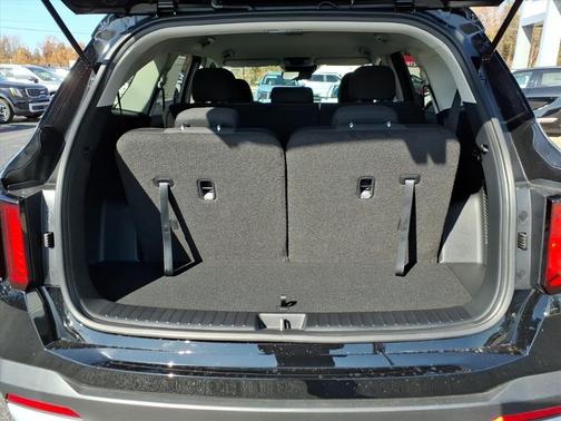 Ebony Black 2026 Kia Sorento LX