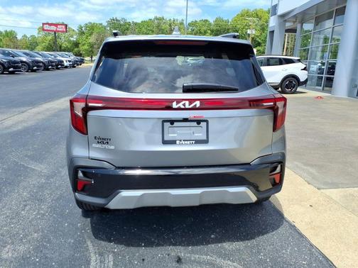 Steel Gray 2026 Kia Seltos EX