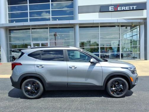 Steel Gray 2026 Kia Seltos EX