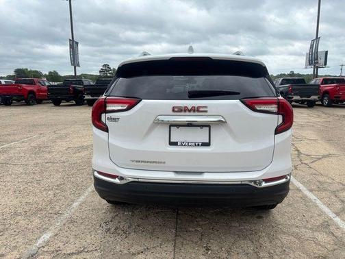 Summit White 2022 GMC Terrain SLT