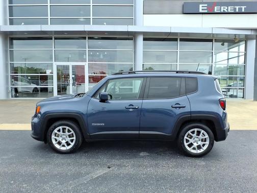 Slate Blue Pearlcoat 2021 Jeep Renegade Latitude