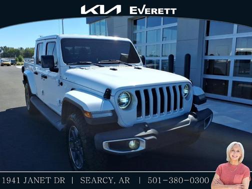 Bright White Clearcoat 2020 Jeep Gladiator Overland