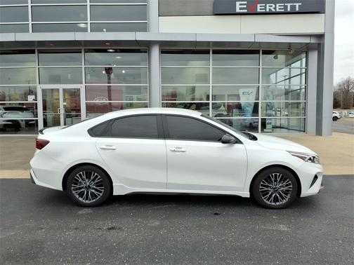 2024 Kia Forte GT-Line