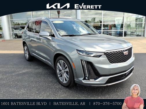 Silver Metallic 2023 Cadillac XT6 Premium Luxury FWD