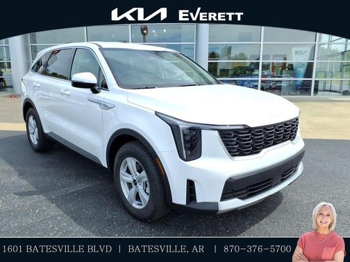 Glacial White Pearl 2026 Kia Sorento LX