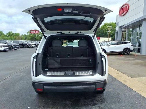 Glacial White Pearl 2027 Kia Telluride SX