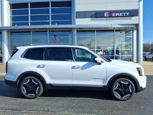 2023 Kia Telluride S