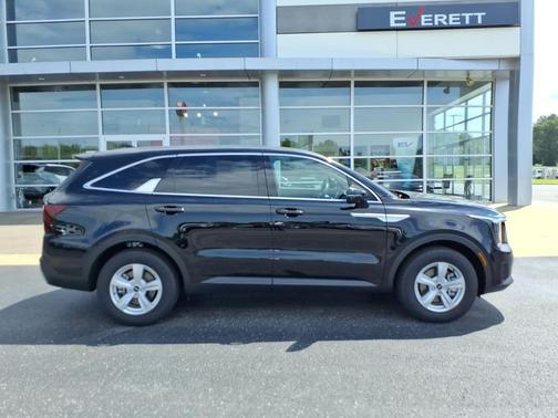 Ebony Black 2026 Kia Sorento LX