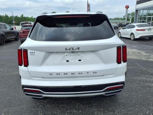 2022 Kia Sorento SX