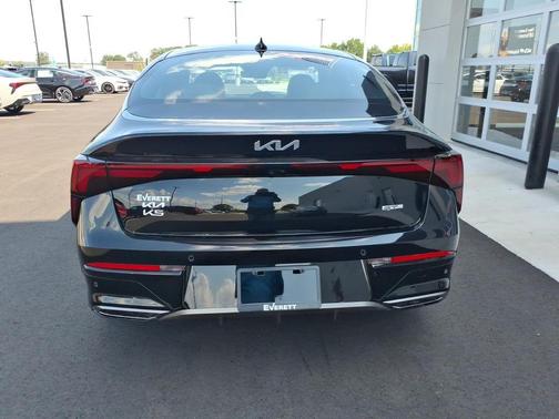 Aurora Black 2026 Kia K5 GT-Line