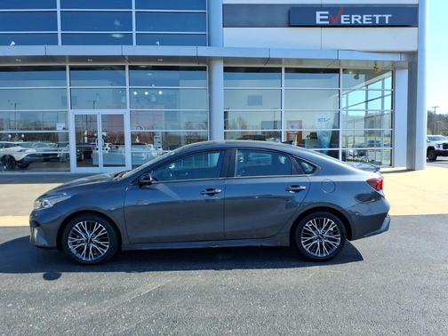 2023 Kia Forte GT-Line
