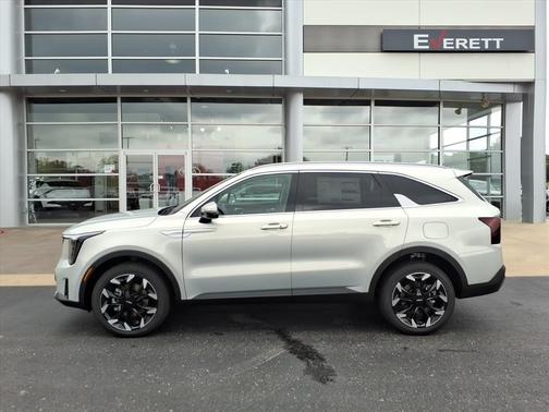 Ivory Silver 2026 Kia Sorento EX