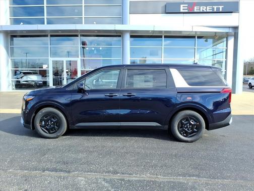 2026 Kia Carnival LX