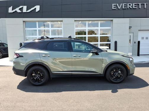 Jungle Green 2024 Kia Sportage X-Pro Prestige