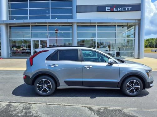 2025 Kia Niro EX