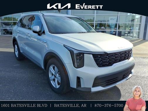 Ivory Silver 2026 Kia Sorento LX