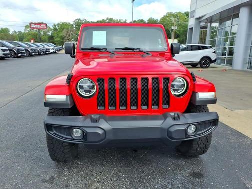 Firecracker Red Clearcoat 2021 Jeep Wrangler Unlimited Sahara Altitude