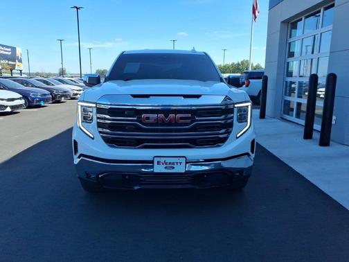 Summit White 2025 GMC Sierra 1500 SLT