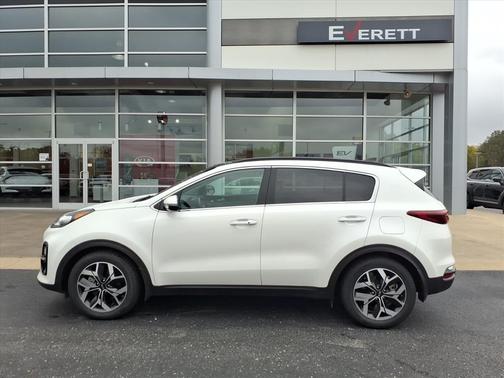 2022 Kia Sportage EX