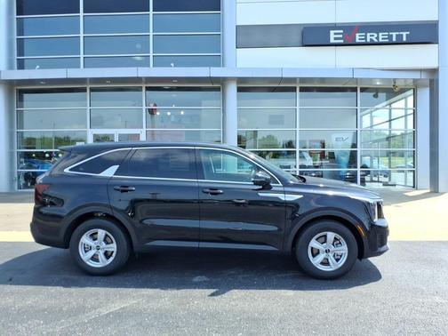 Ebony Black 2026 Kia Sorento LX