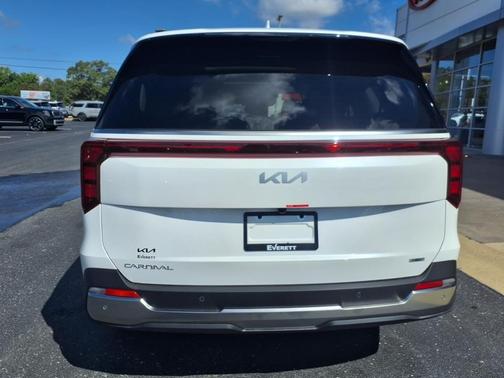 2026 Kia Carnival Hybrid SX