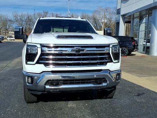 2025 Chevrolet Silverado 2500 LTZ