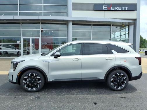 Ivory 2026 Kia Sorento EX
