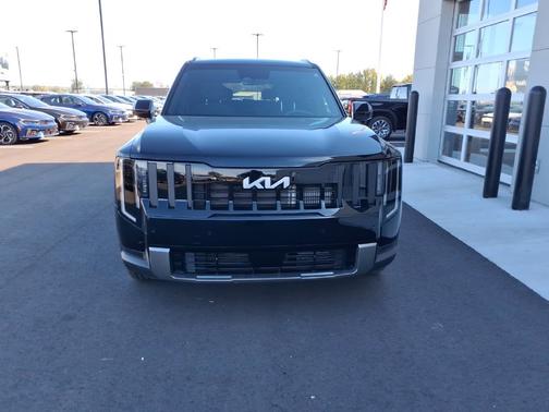 Ebony Black 2027 Kia Telluride S