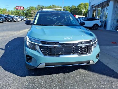 Blue Black 2026 Kia Seltos S