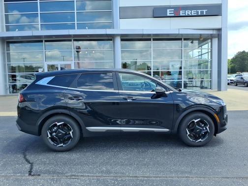 Ebony Black 2026 Kia Sportage EX