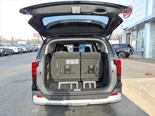 2026 Kia Carnival LX