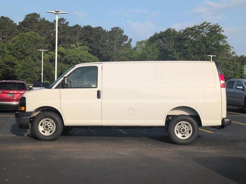 Summit White 2026 GMC Savana 2500 Work Van